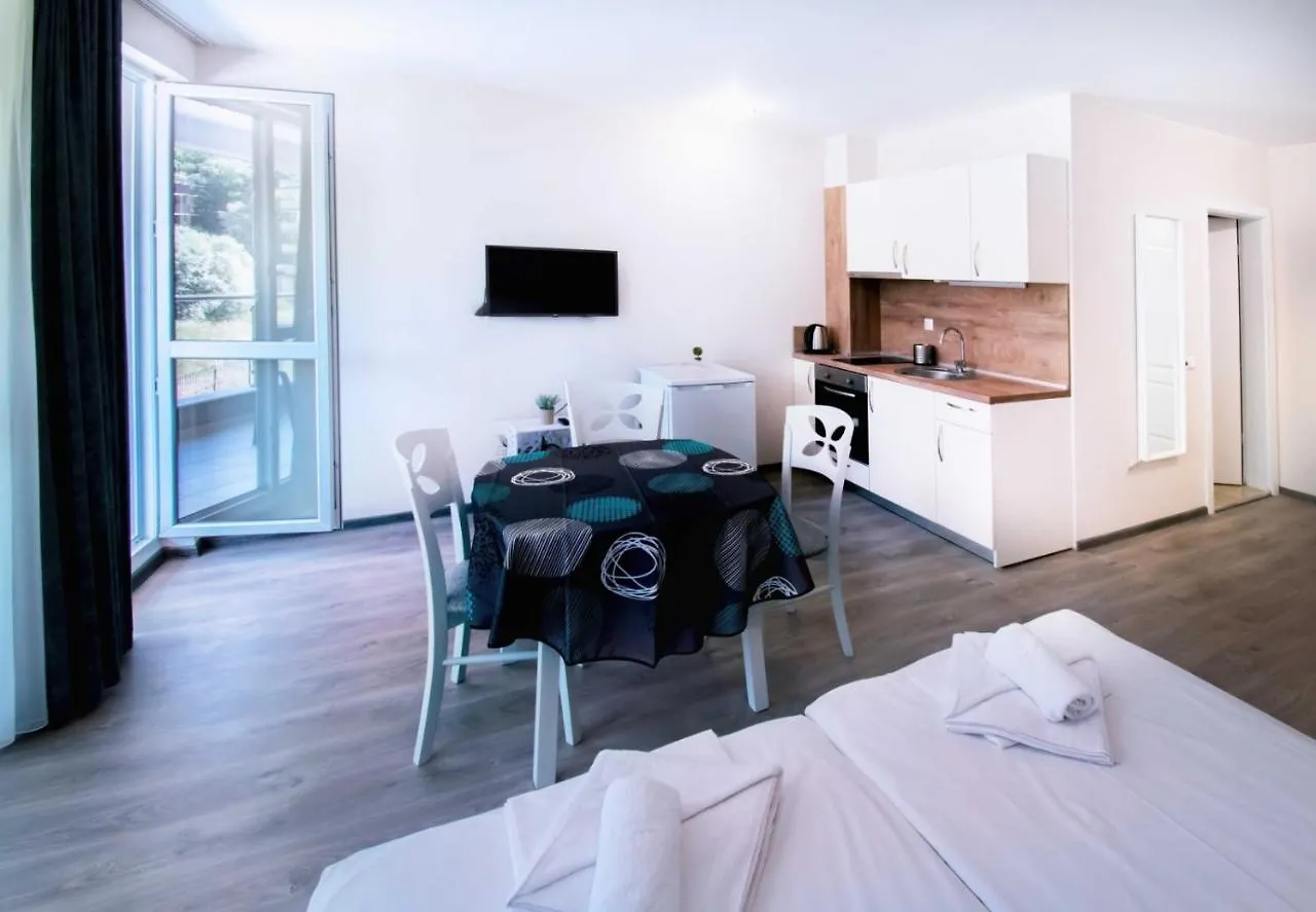 Donchevi Apartments Primorsko
